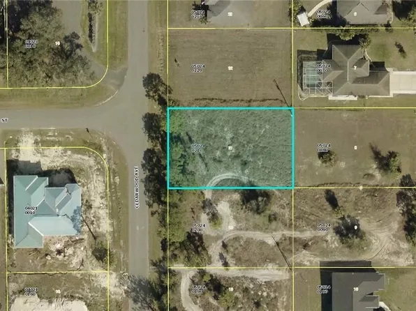 6561 Cedarwood Ave, Fort Myers, FL 33905