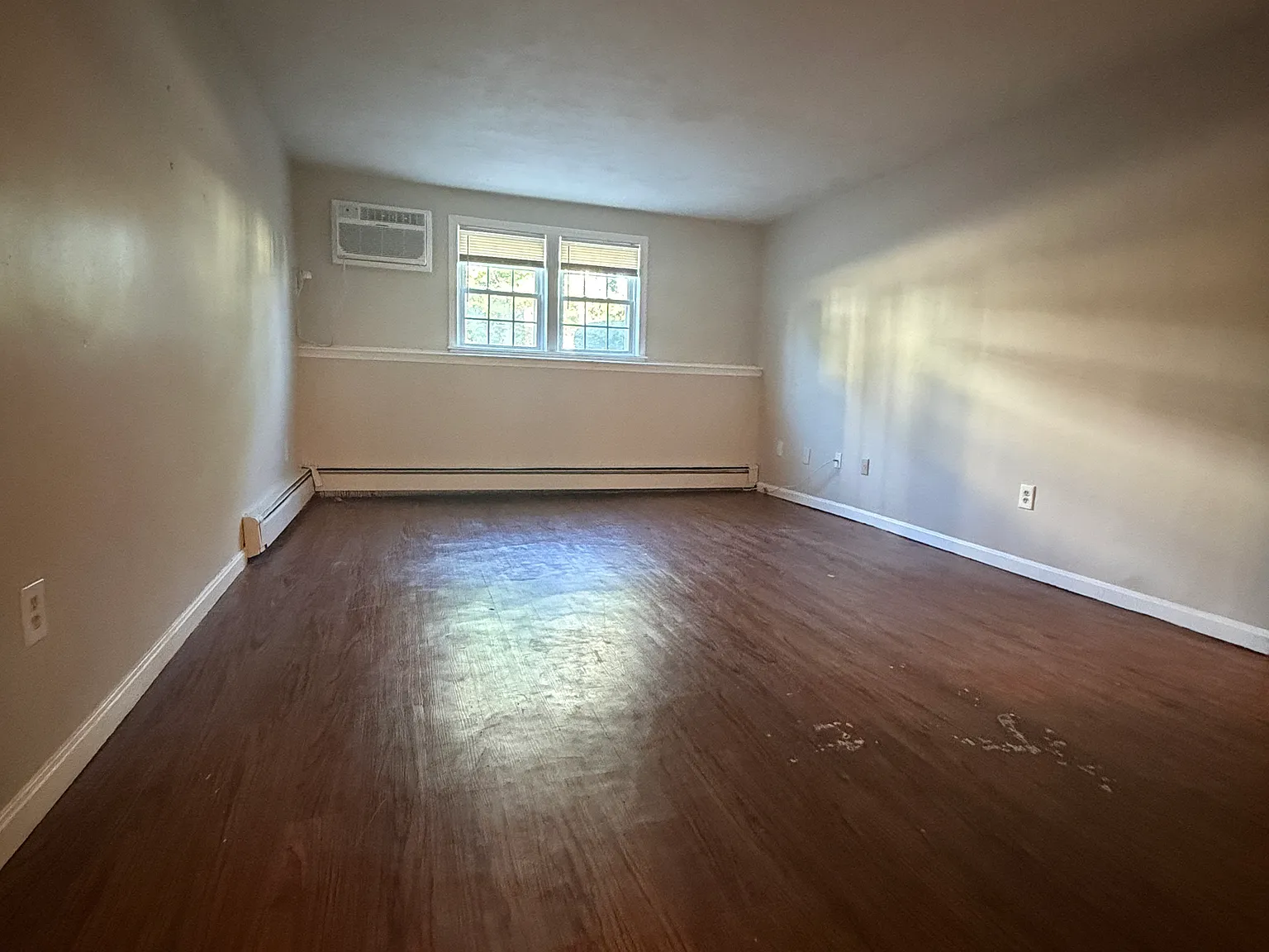 2 bed, $1,550 — Photo 2