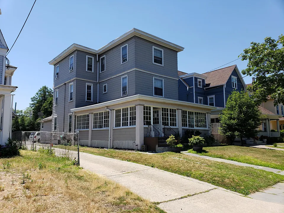 7th Ave