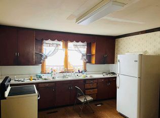 1005 Jefferson St, Beardstown, IL 62618