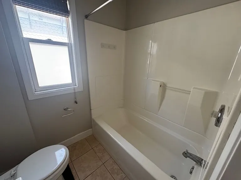 56 Meigs St — Photo 11