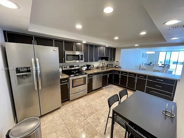 2500 Parkview Dr #2114