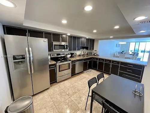 2500 Parkview Dr #2114 Photo 1