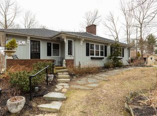 4 Summit Ln, York, ME 03909