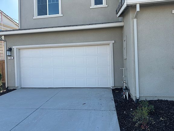 3rd image of 1701 Lacey Ave