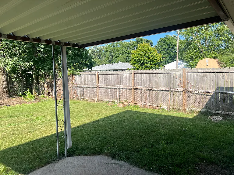 4505 Powell Rd — Photo 9