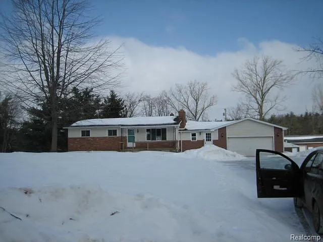 1666 Kile Rd photo 1