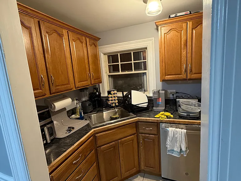 80-82 Tyngsboro Rd #3 — Photo 2