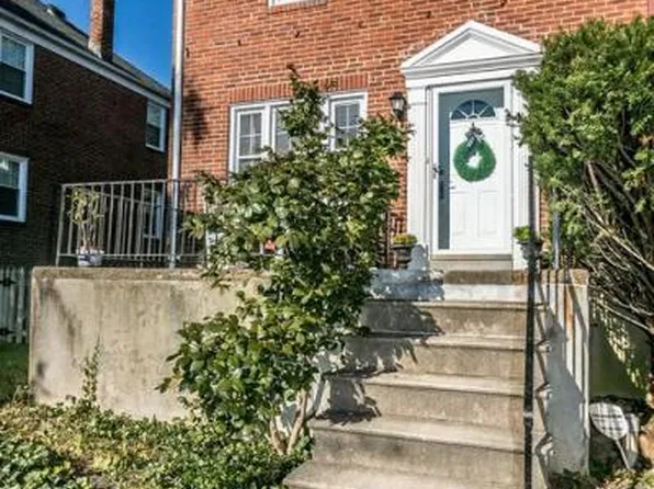 152 Dumbarton Rd, Baltimore, MD 21212