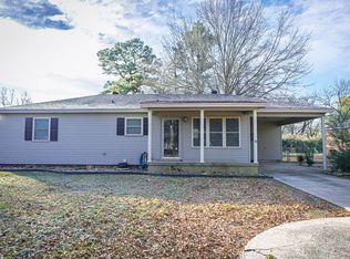 8 Azalea Ct, Stuttgart, AR 72160