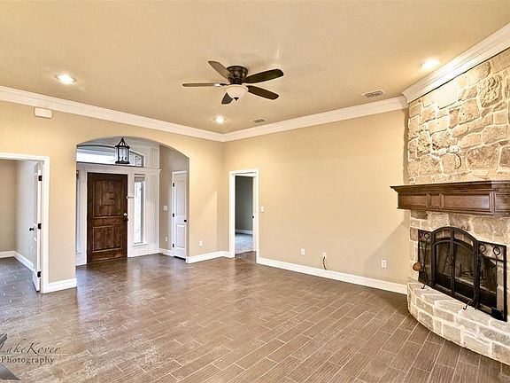 4th image of 7417 Tuscany Dr