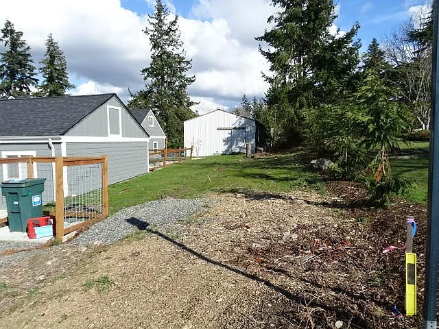2012 Lakeway Dr — Photo 4