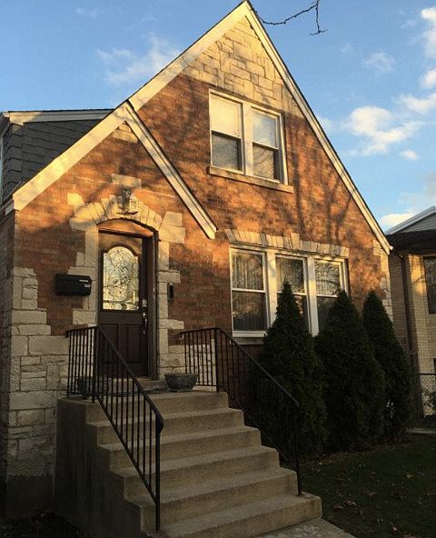 1st image of 2923 N Marmora Ave