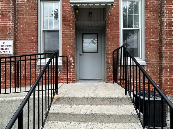 260 W Penn Ave #4, Wernersville, PA 19565