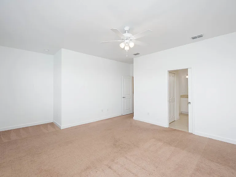 15218 Sunny Day Dr — Photo 34