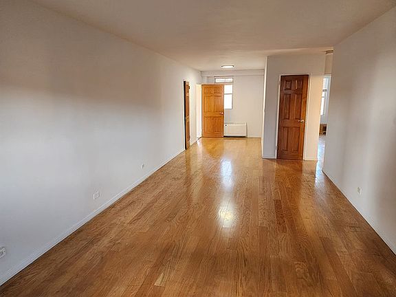 5th image of 97-37 63rd Rd APT 9H
