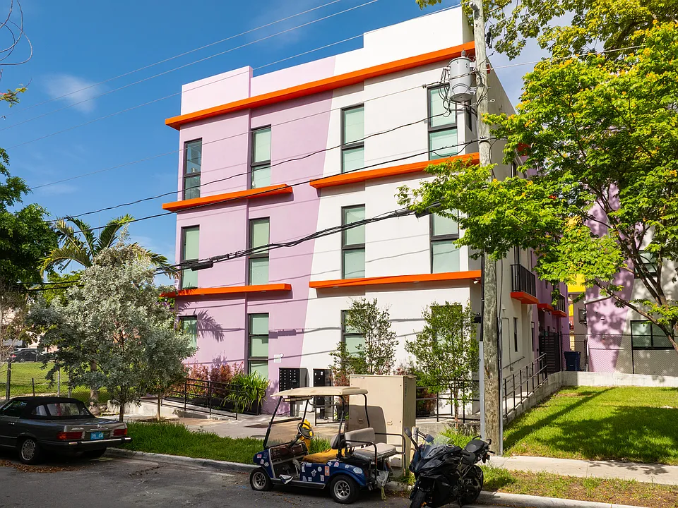 Plum Apartments