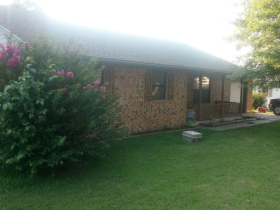 1st image of 707 S Plum Ave