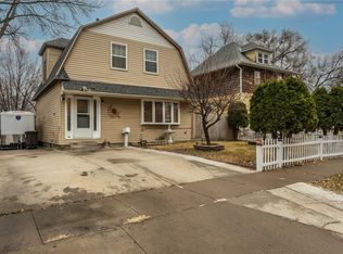 1513 E 13th St, Des Moines, IA 50316