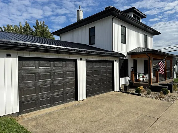 322 S Gardner St, Barnesville, OH 43713