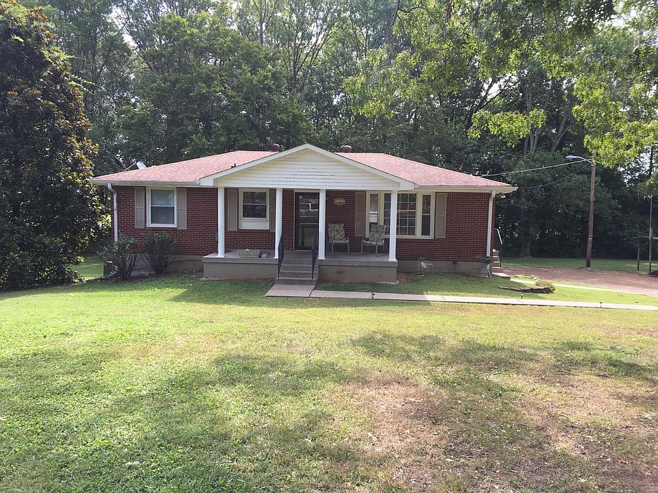1st image of 1014 River View Dr