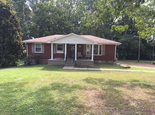 1014 River View Dr, Ashland City, TN 37015