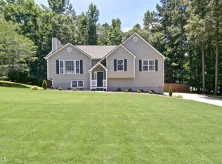 33 Maddox Rd, Acworth, GA 30102