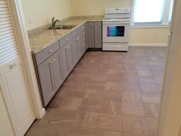 425 Whalley Ave #C, New Haven, CT 06511