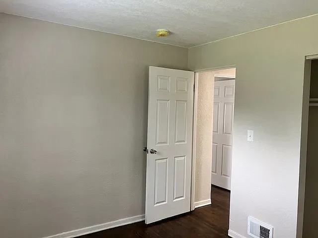 1110 Garfield Ave — Photo 16