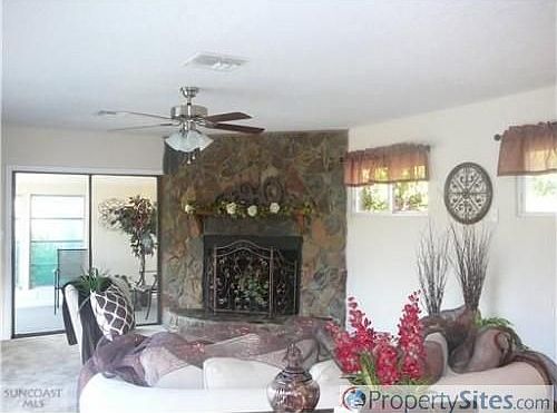 5th image of 6410 Woodland Blvd