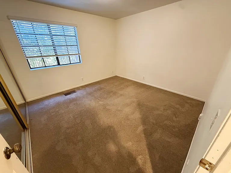 8880 Villa La Jolla Dr #214 — Photo 18