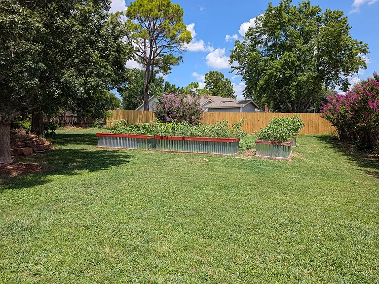 10133 Bromley Ct — Photo 54