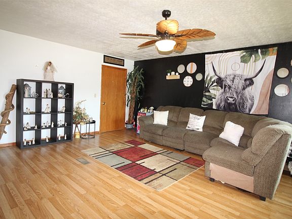 2nd image of 222 W 5th St