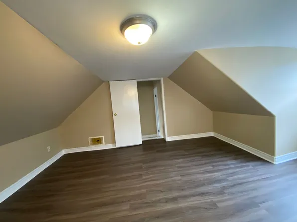 1374 Langlois Ave #1, Windsor, ON N8X 4L7