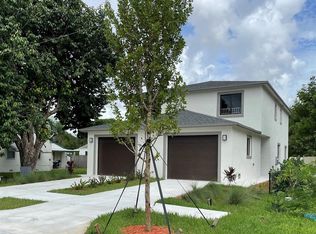 5749 Garfield St, Hollywood, FL 33021