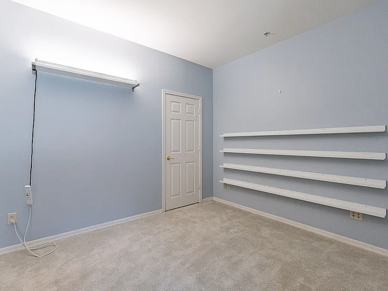 14000 N 94th St #1042 — Photo 27