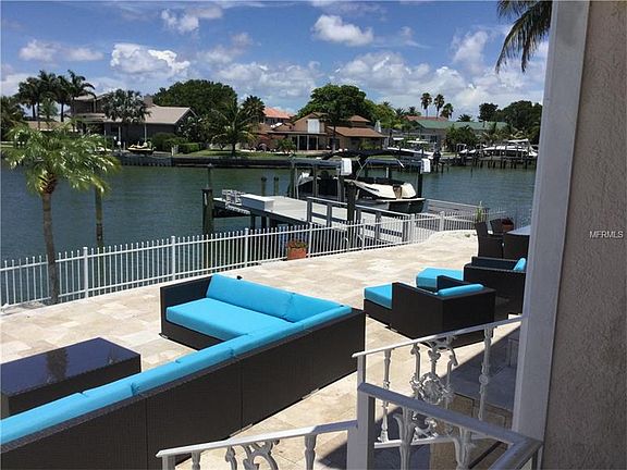 3rd image of 3109 Crystal Cay