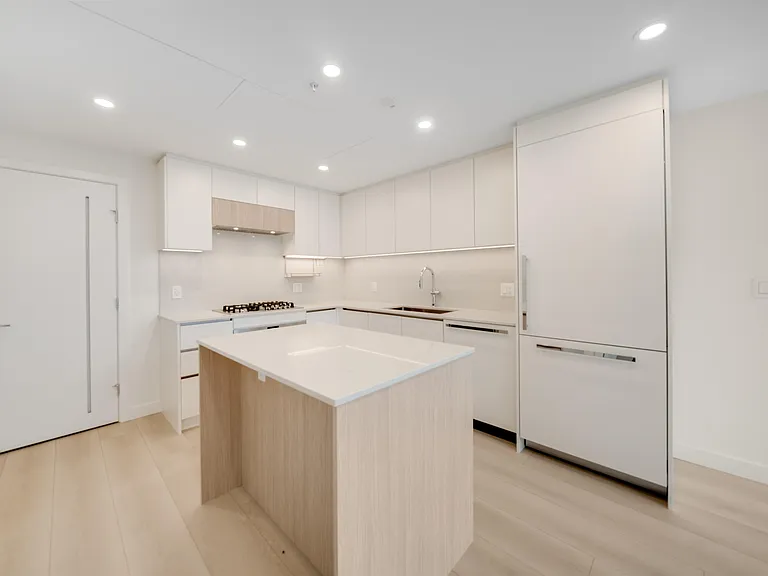 13572 98a Ave #808 — Photo 9