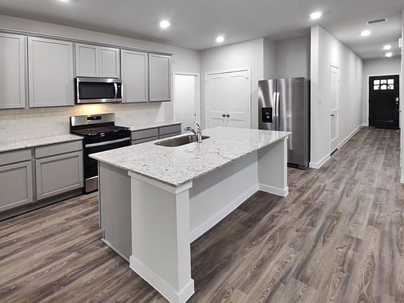 5th image of 7807 Alset Dr