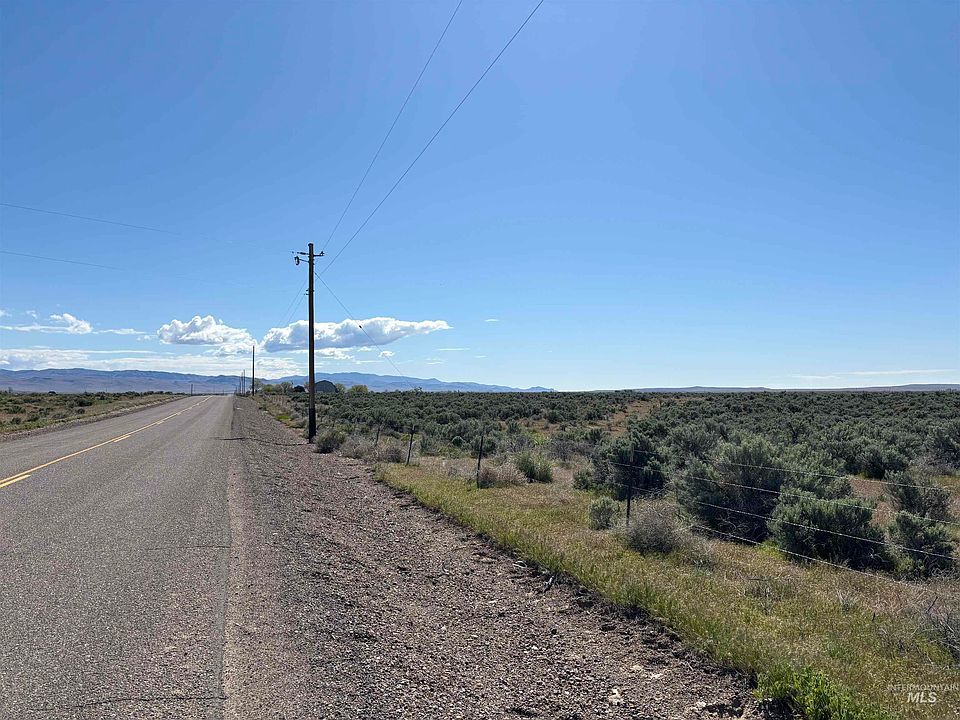 2nd image of W Tilli Rd