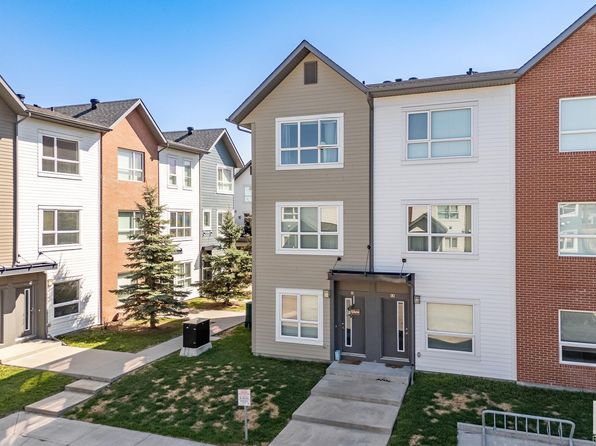 2560 Pegasus Blvd NW #111, Edmonton, AB T5E 6V4