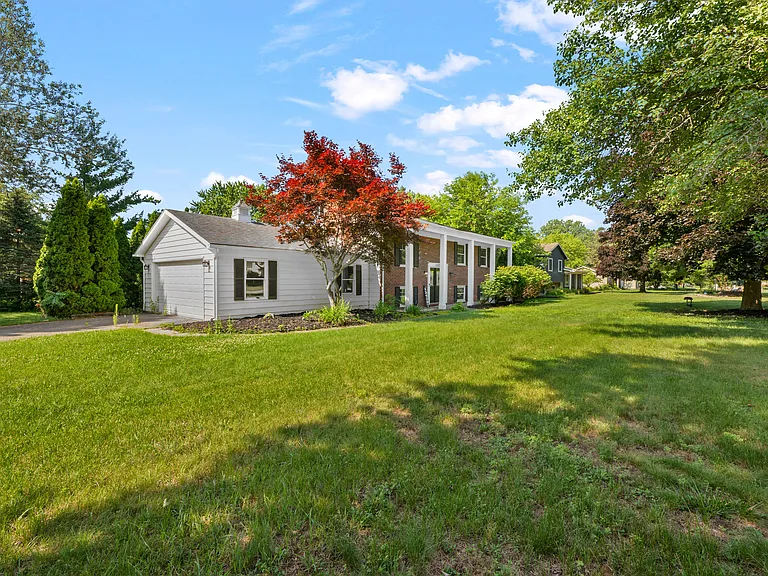 13428 Sequoia Ln — Photo 56