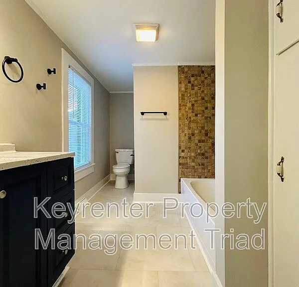 5087 Meadowbrook Dr — Photo 14