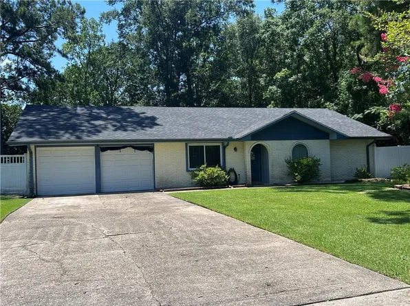 353 Huntington Dr, Slidell, LA 70458