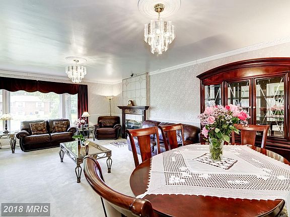 Great for entertaining!