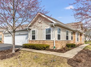 21560 Wolf Lake Ct, Crest Hill, IL 60403