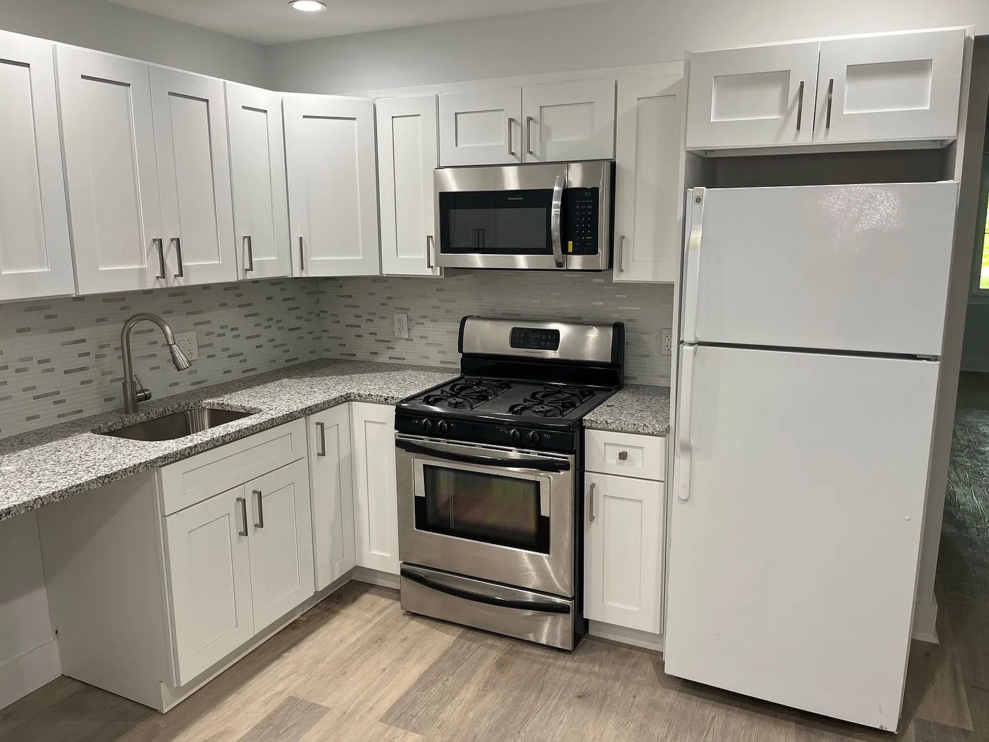 212 Upshur St NW — Photo 1