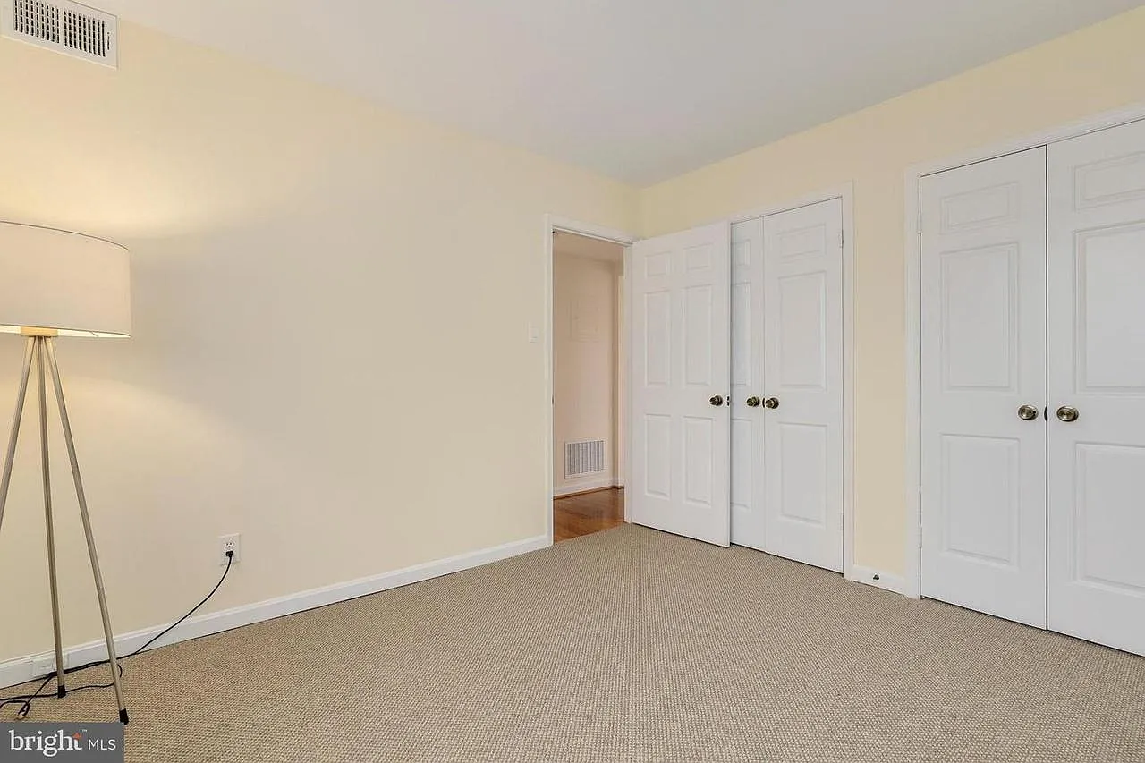 1 bed, 707 sqft, $2,100 — Photo 2