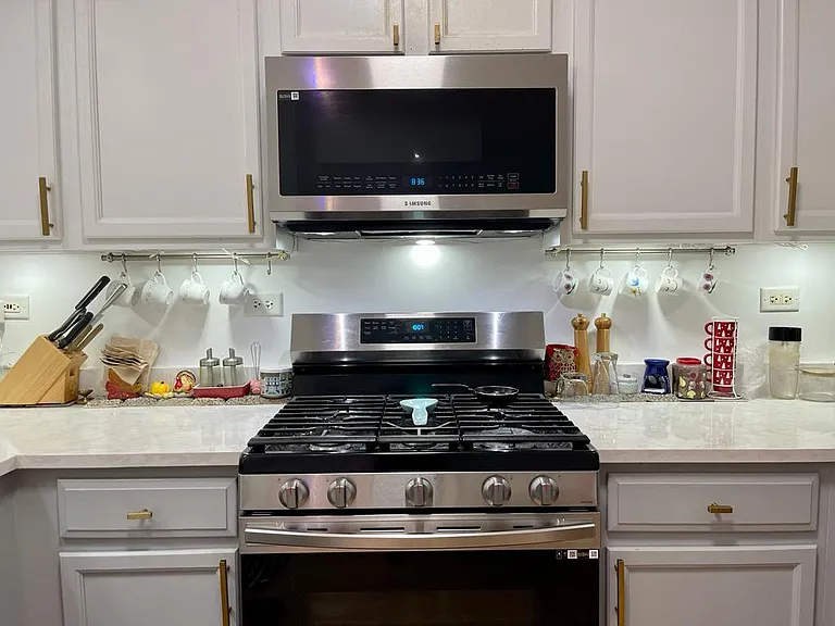 880 Genesee Dr — Photo 10