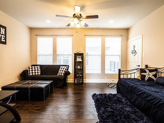 5th image of 2625 Villa Di Lago Unit 1